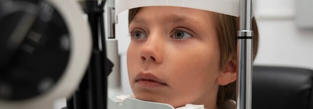 Squint Eye Treatment & Squint Eye Surgery